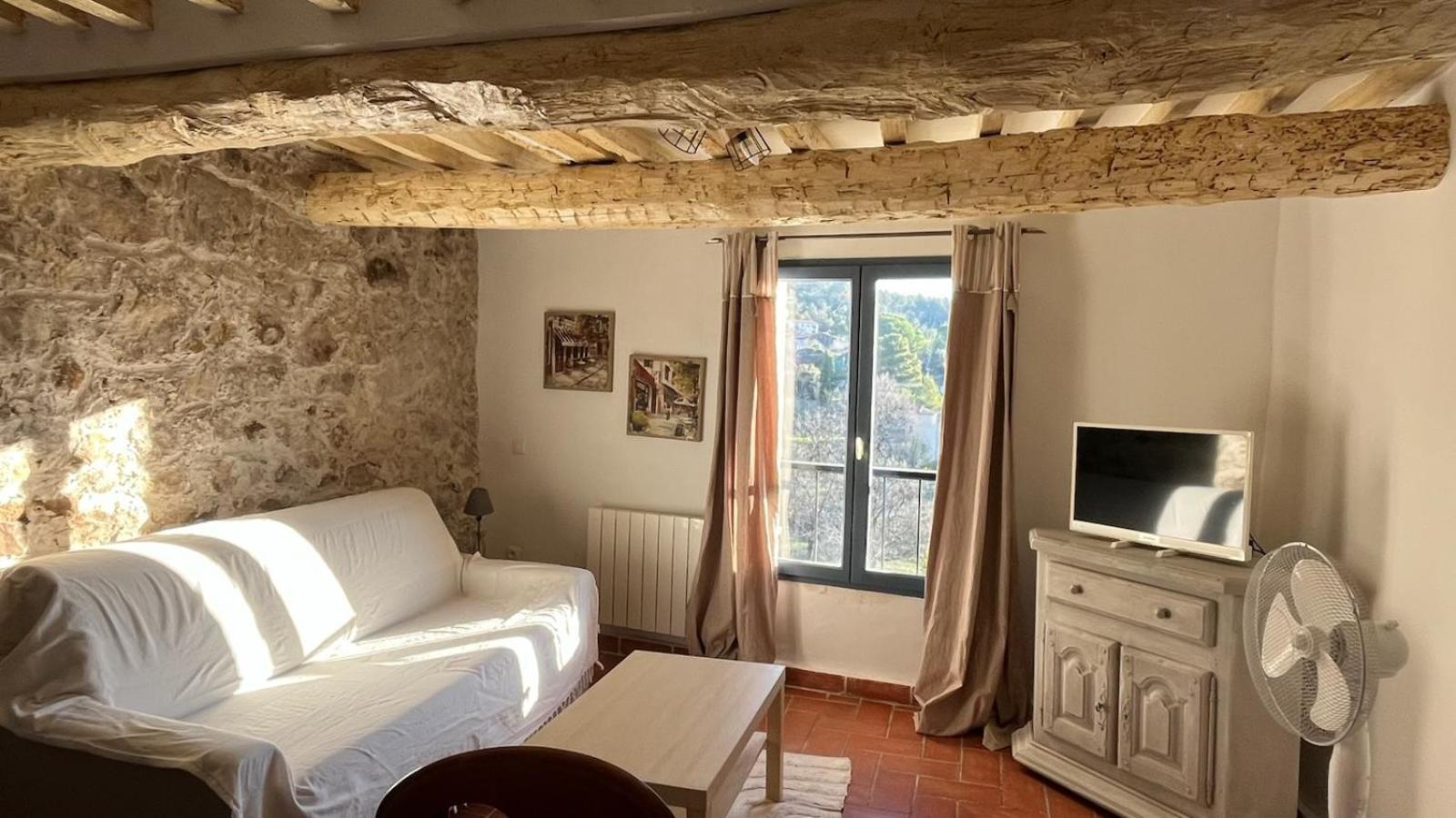 Appartamento Au Puits De Figa Figanières Esterno foto